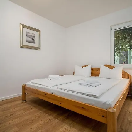 Ferienhaus-sternchen-3-am-schwarzer-see Schwarz